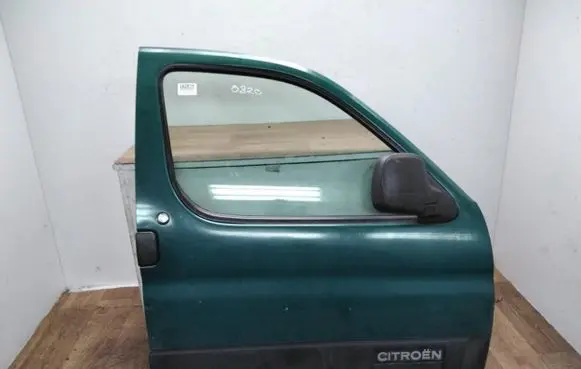 Citroen Berlingo Front door