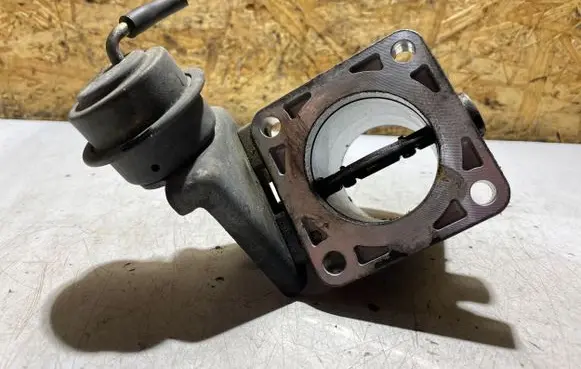 Nissan Pathfinder R51 Throttle valve RDB50-51