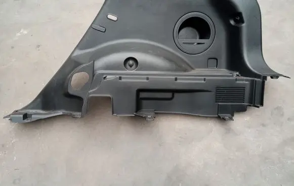 KIA Sportage Trunk/boot lower side trim panel 
