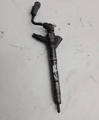 Lexus IS 220D-250-350 Fuel injector 236700R040