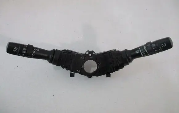 Hyundai i30 Wiper turn signal indicator stalk/switch 934101M631