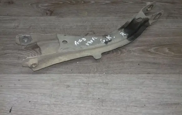 Volvo V70 Rear upper control arm/wishbone