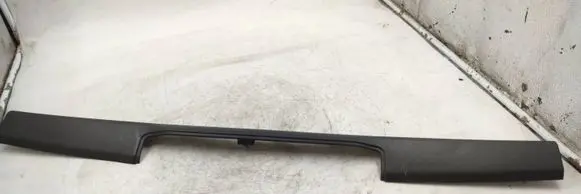BMW 3 E36 Tailgate/trunk upper cover trim 8190416