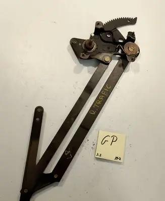 Renault Trafic II (X83) Front door manual window regulator 7700311818