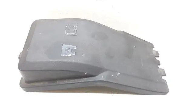Volvo V70 Fuse box cover 6G9T14A076LB