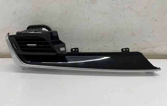 Nissan Qashqai J12 Dashboard side air vent grill/cover trim 687616UA1A 684116UA0B