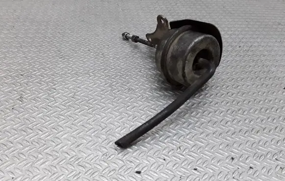 Volkswagen Touran I Turbo system vacuum part 