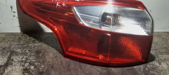 Rear/tail lights