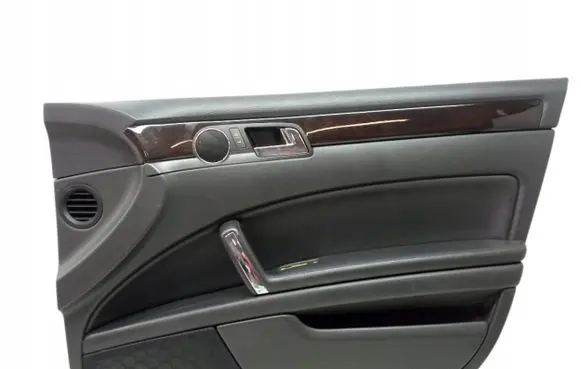 Volkswagen Phaeton Front door card panel trim