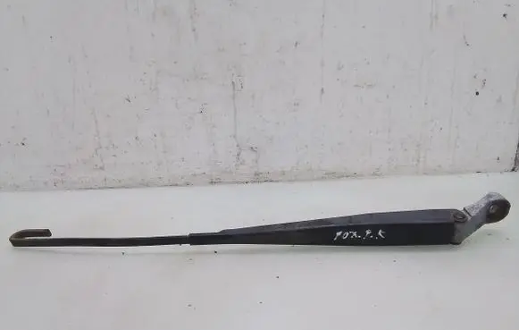 Volkswagen Fox Front wiper blade arm