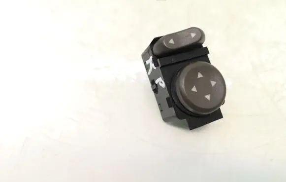 Fiat Idea Wing mirror switch B569