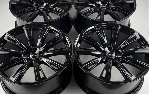 Audi RS Q8 R23 light alloy rim 