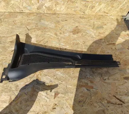 Citroen C3 Wiper trim 9811935377