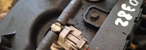 Opel Astra H Fuel injector