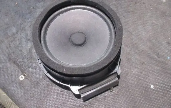 Opel Astra K Front door speaker 39016129 604558083 7003020300000X