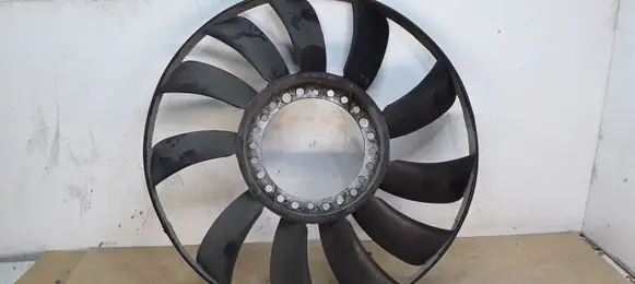 Volkswagen PASSAT B5.5 Fan impeller 058121301B