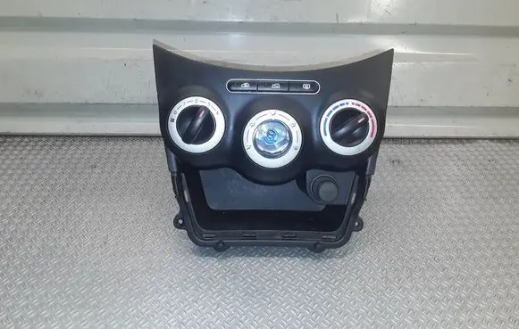 Hyundai i10 Climate control unit 972500X0104X