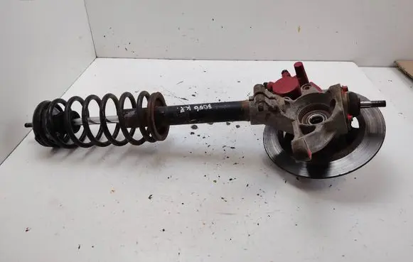 Ligier JS 50 Front wheel hub spindle knuckle 