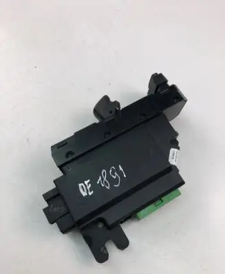 Volvo S80 Electric window control switch 30746075