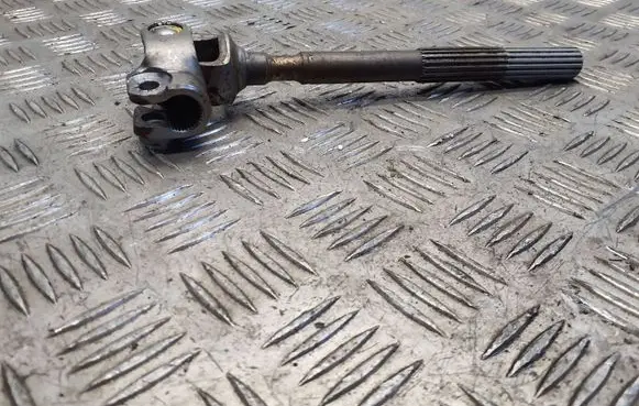 Honda CR-V Steering column universal joint