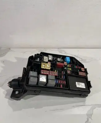 Toyota C-HR I Fuse module 82115F4290 001540