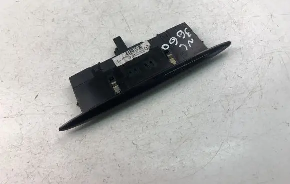Mercedes-Benz CLS C219 Screen/display/small screen A0015423723