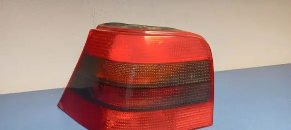 Volkswagen Golf IV Rear/tail lights 148185