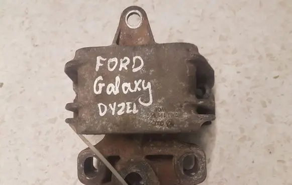 Ford Galaxy Engine mount bracket 7M3199555