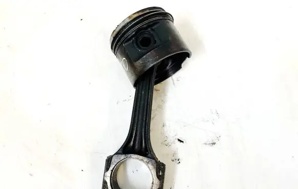 Audi 100 S4 C4 Piston with connecting rod