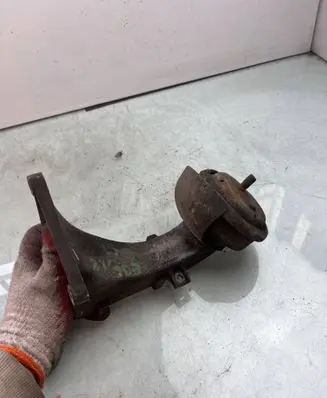 BMW Z3 E36 Engine mounting bracket 1137014