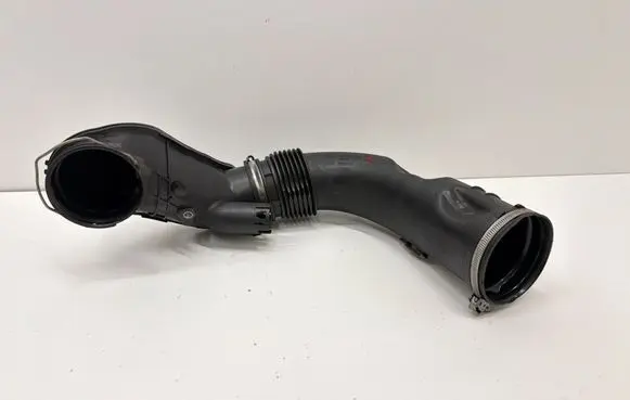 BMW 5 F10 F11 Turbo air intake inlet pipe/hose 8512381 70529005 10991213