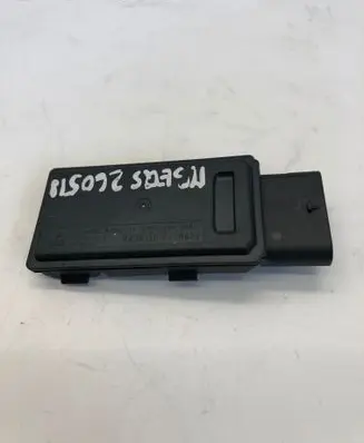 Mercedes-Benz EQS V297 Aerial antenna amplifier A0009052720