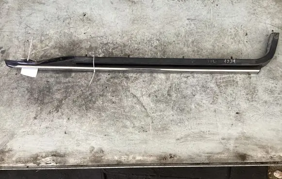 Chrysler Town u0026 Country V Door glass rail 6916
