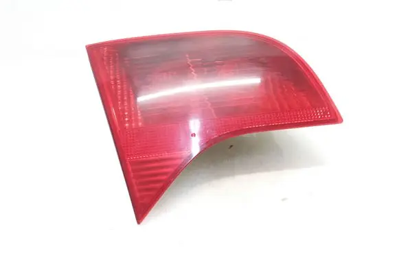 Tailgate rear/tail lights