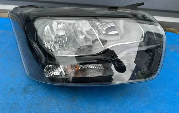 Ford Transit VII Headlight/headlamp 01037199900010 GK3113W029BC