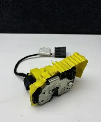 Fiat Qubo Rear door lock 1365305080