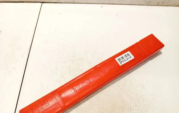 Toyota Yaris Emergency warning sign 27r034054