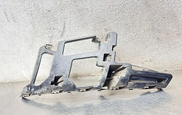Ford Mondeo MK IV Front bumper mounting bracket 7S7117E857A