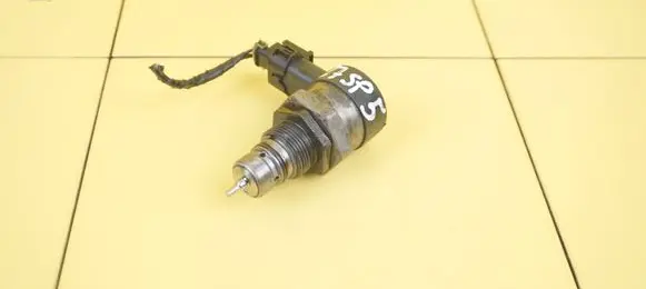 Hyundai ix35 Fuel pressure sensor 0281006037 D4HA