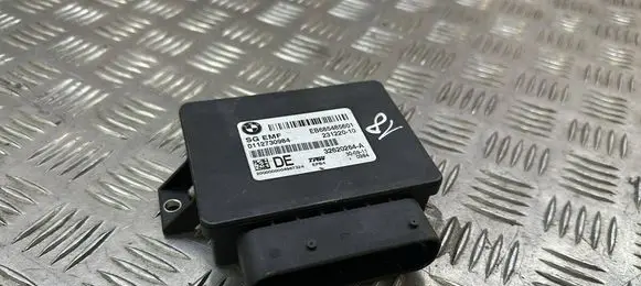 BMW 5 F10 F11 Hand brake control module 6854856 0112730984 32620264A