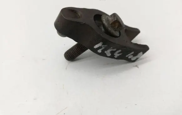 Ford S-MAX Fuel Injector clamp holder
