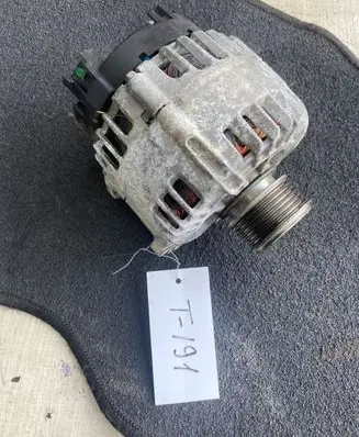 Seat Ibiza IV (6J,6P) Generator/alternator 03P903023D