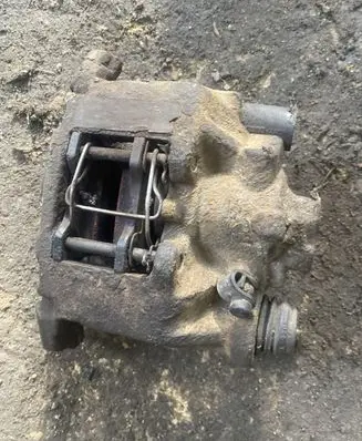 Peugeot 607 Rear brake caliper