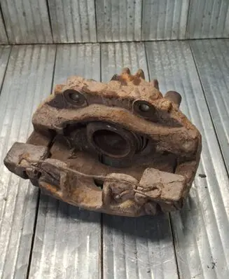 Citroen Berlingo Front brake caliper