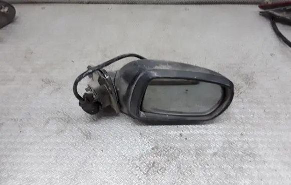 Mazda Xedos 6 Front door electric wing mirror E13011548