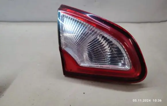 Nissan Qashqai Tailgate rear/tail lights 89503189