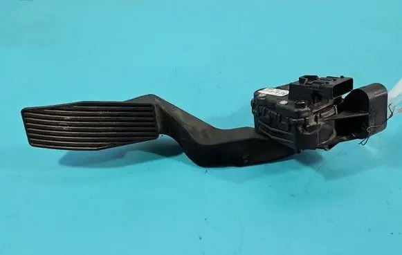 Opel Zafira B Accelerator throttle pedal 9202341 IMPRK1521368