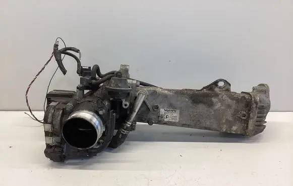 Volvo V50 EGR valve 30757742 1011200287 70304900