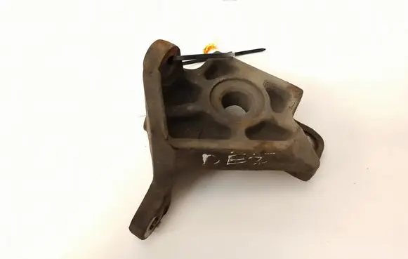 Opel Agila A Gearbox mounting bracket