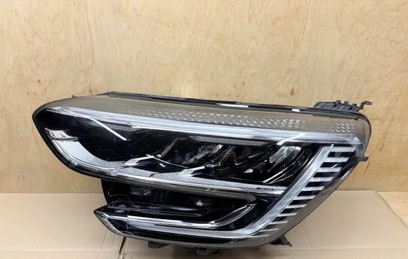 Renault Megane IV Headlight/headlamp 260602681R